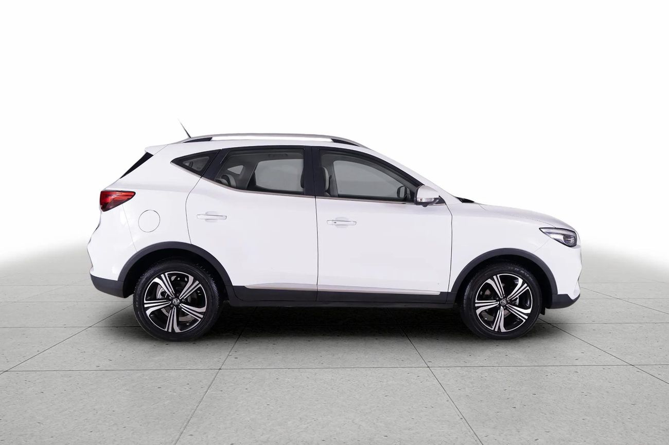 MG ZS LUXURY 1.5