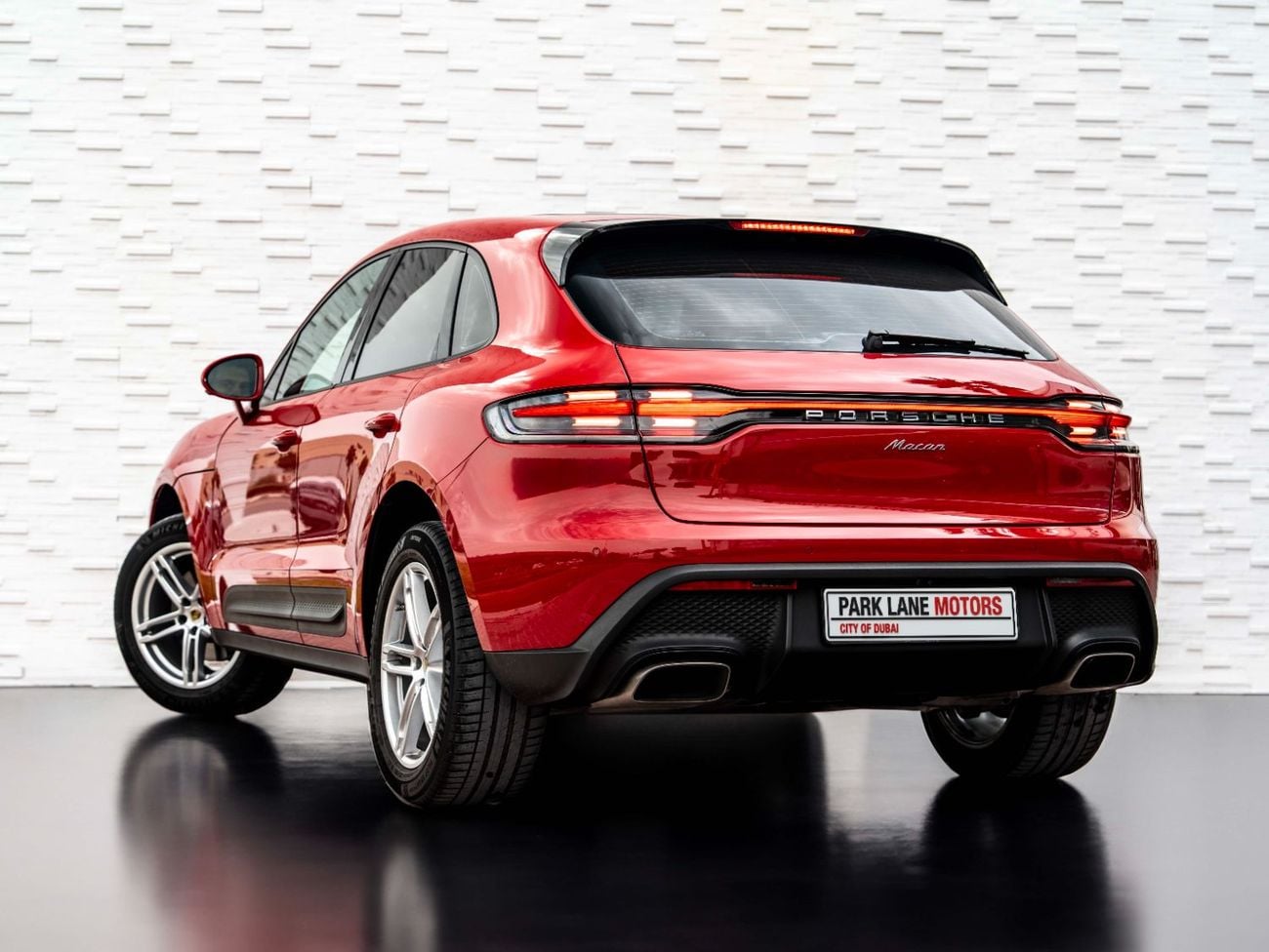 Porsche Macan Std 2.0L (252 HP)