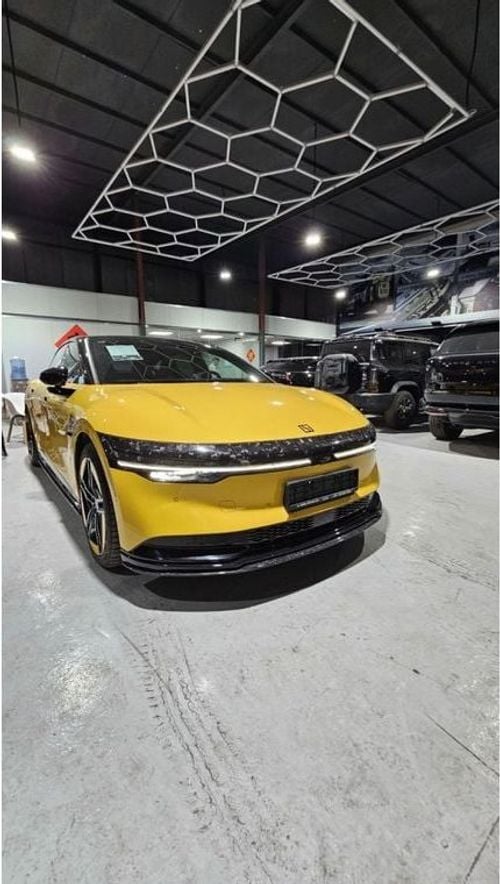 Zeekr 007 Zeekr 001 fully electric 2024