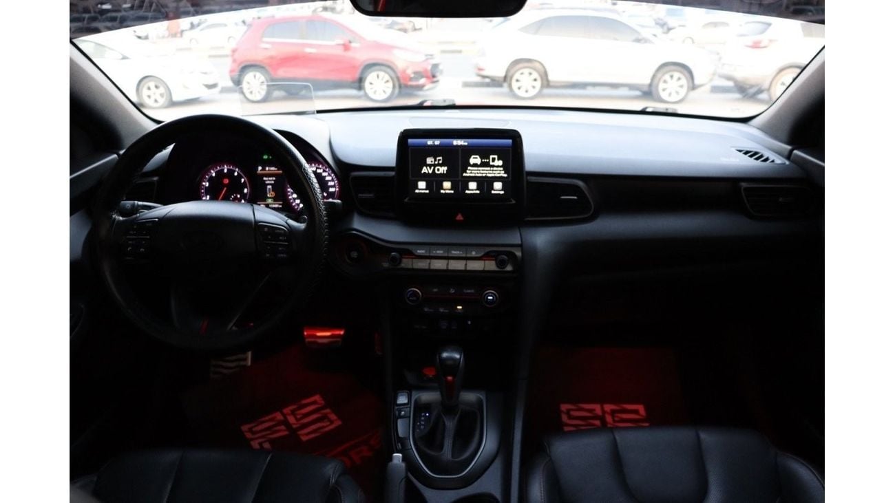 هيونداي فيلوستر Hyundai Veloster Sport Turbo / 2020 / GCC / 1.6T / Free Accident