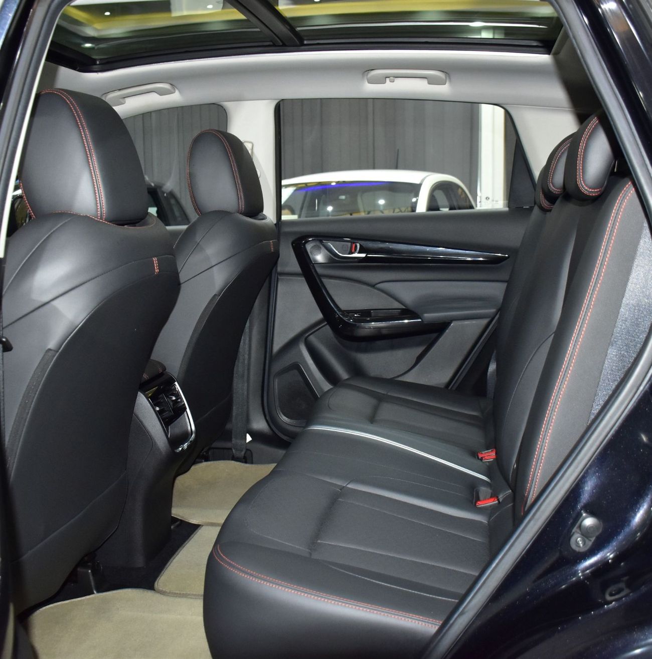 Dongfeng AX7 EXCELLENT DEAL for our DongFeng Aeolus Plus AX7 320T ( 2023 Model ) in Black Color GCC Specs