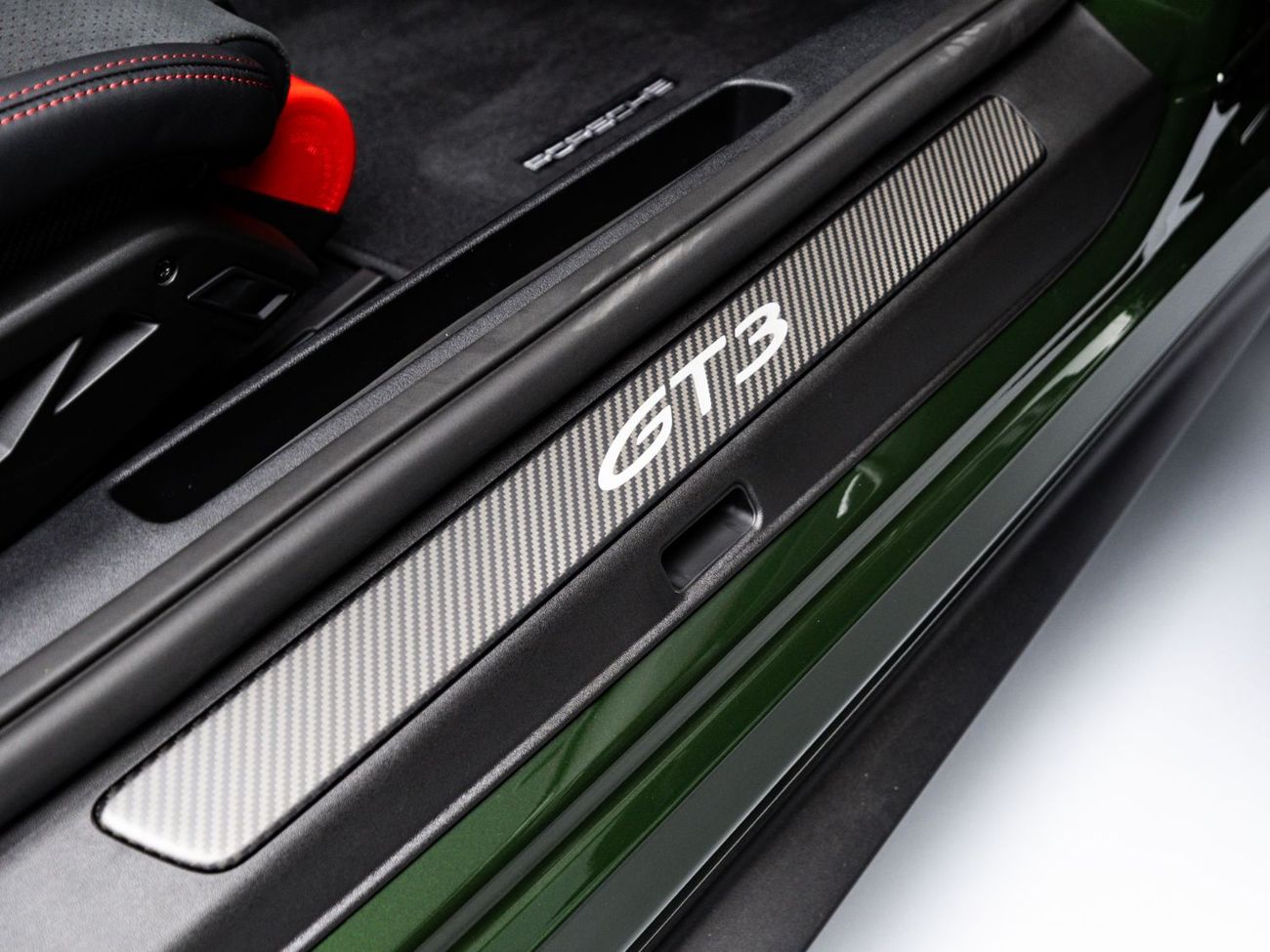 Porsche 911 The BEST Ramadan Offer in the UAE - Limited Time, February 2030 Porsche Warranty, GCC