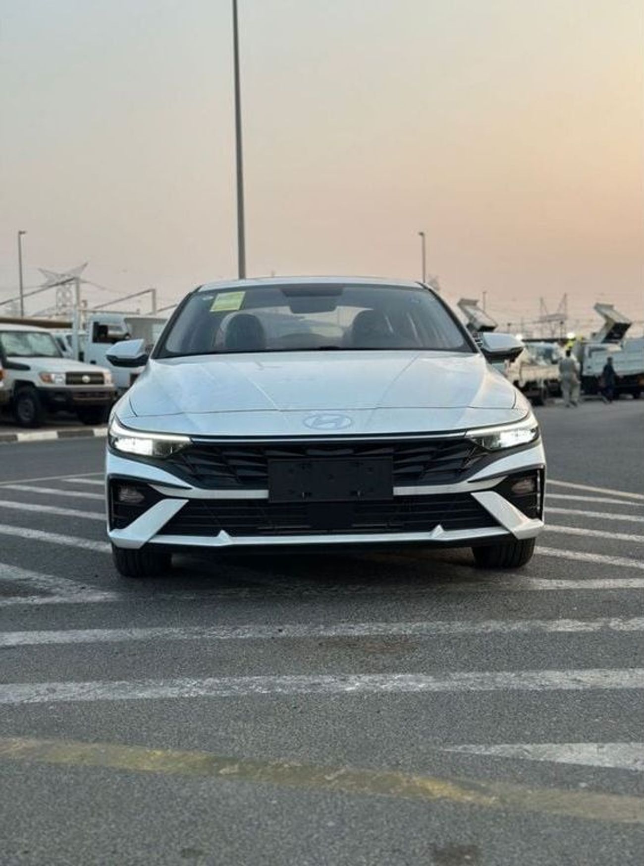 هيونداي إلانترا Comfort 1.6L