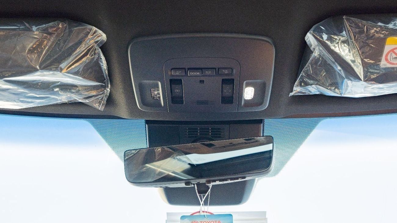 Toyota Camry 2026 Toyota Camry Lumiere 2.5L HEV Full option (White)