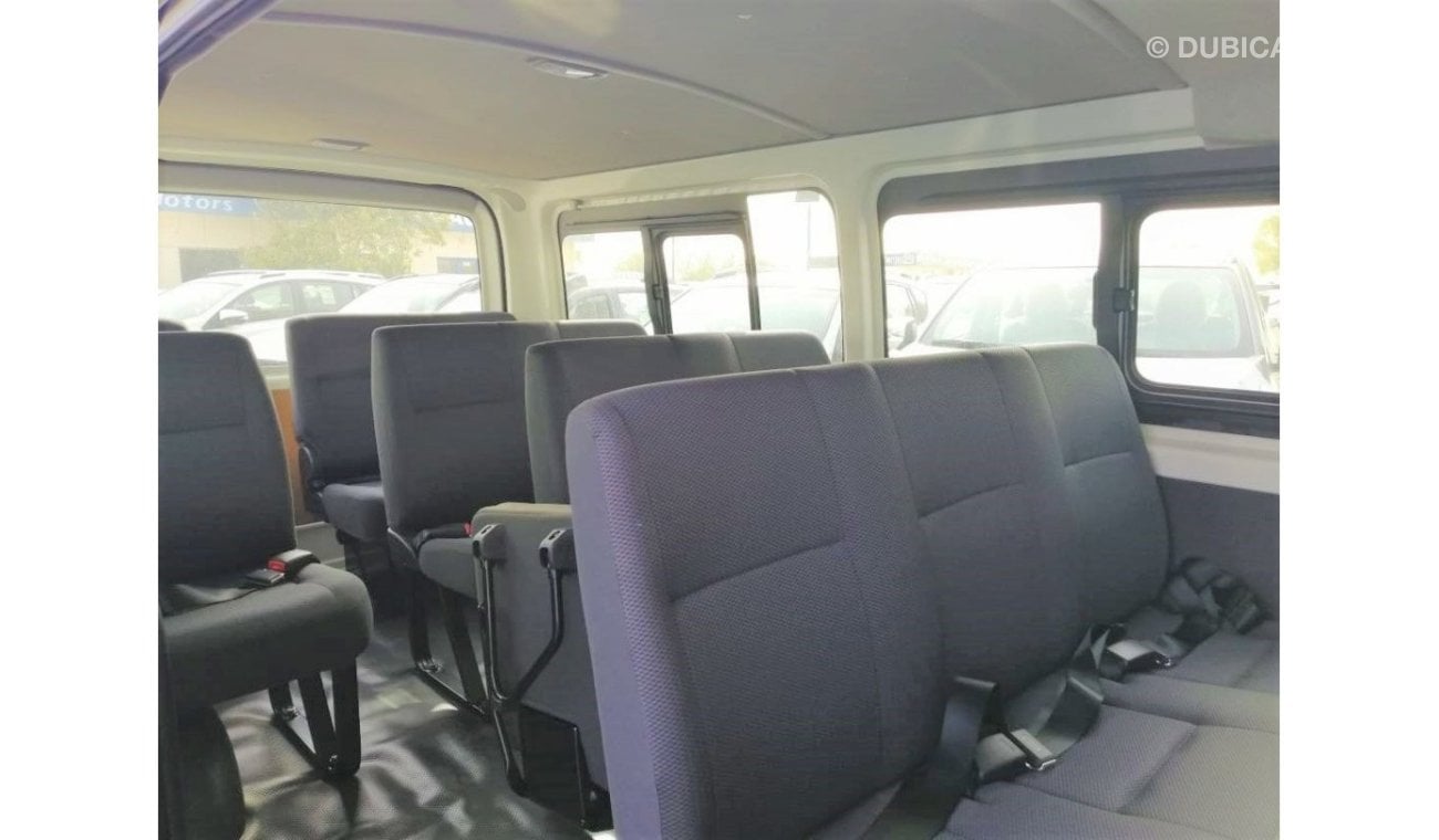 Toyota Hiace 13 seats