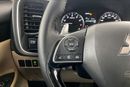ميتسوبيشي آوتلاندر 2.5 GLX AUTO 4WD 7SEAT ML FABRIC SEATS | شامل الضمان | 0 ﺪﻔﻋﺓ ﺃﻮﻟﻯ