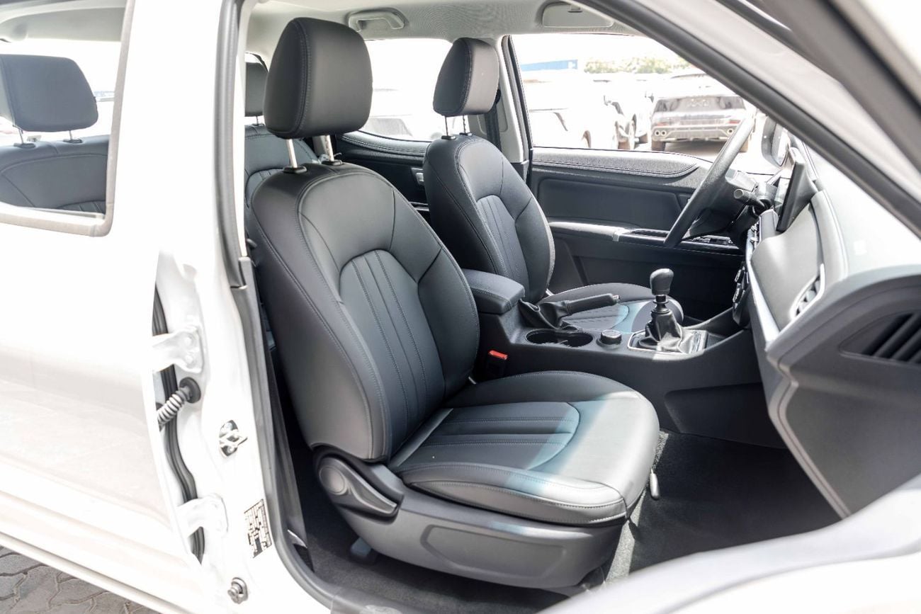 Great Wall Wingle 2026 Greatwall Wingle 7 4X4 Luxury 2.0L - Manual - Titanium White Inside Black | Export Price