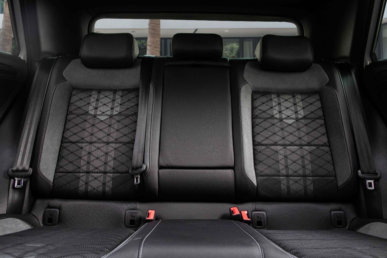 Volkswagen T ROC R-LINE | 2,017 P.M  | 0% Downpayment | UNDER WARRANTY!