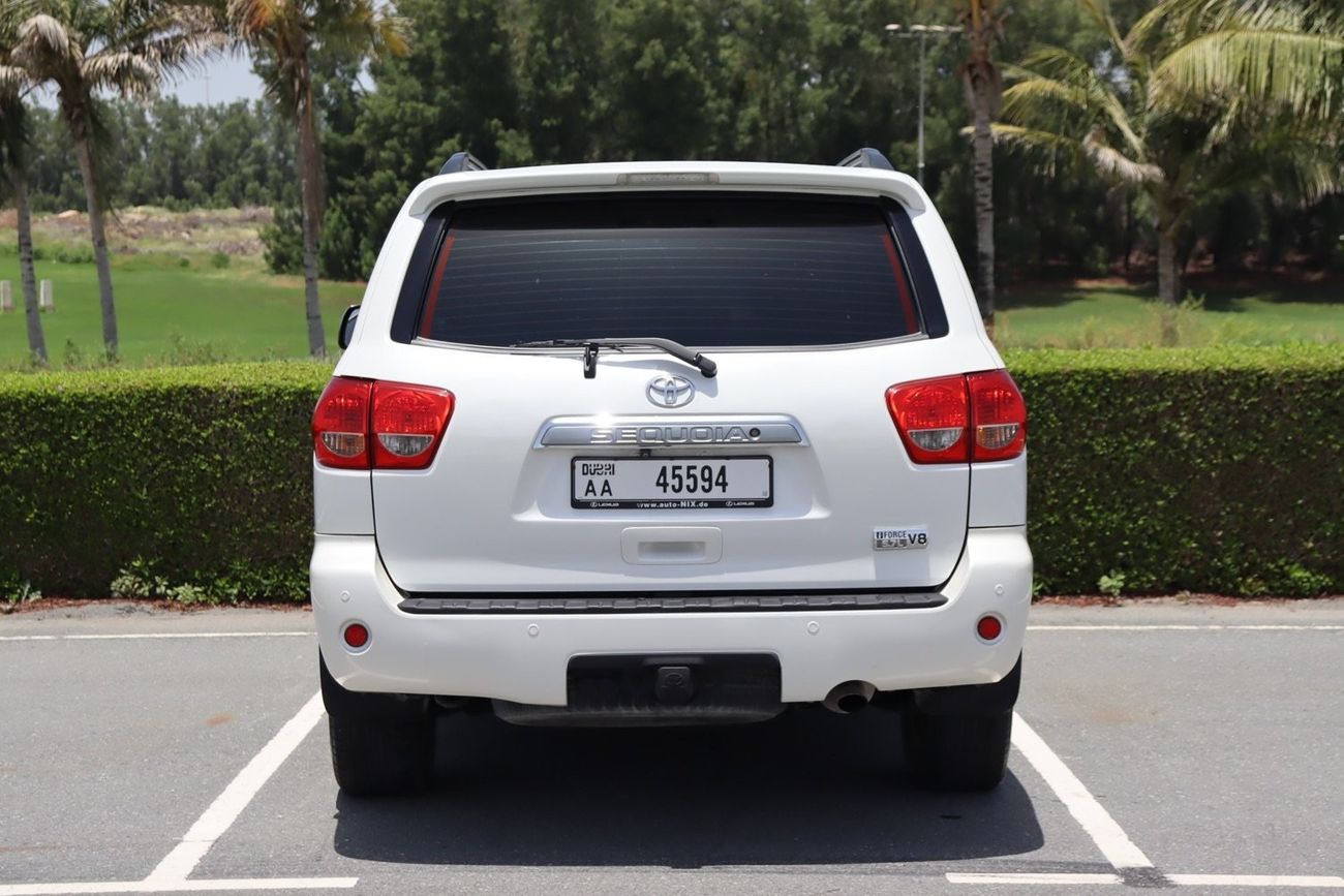 تويوتا سيكويا ليميتيد اعلى