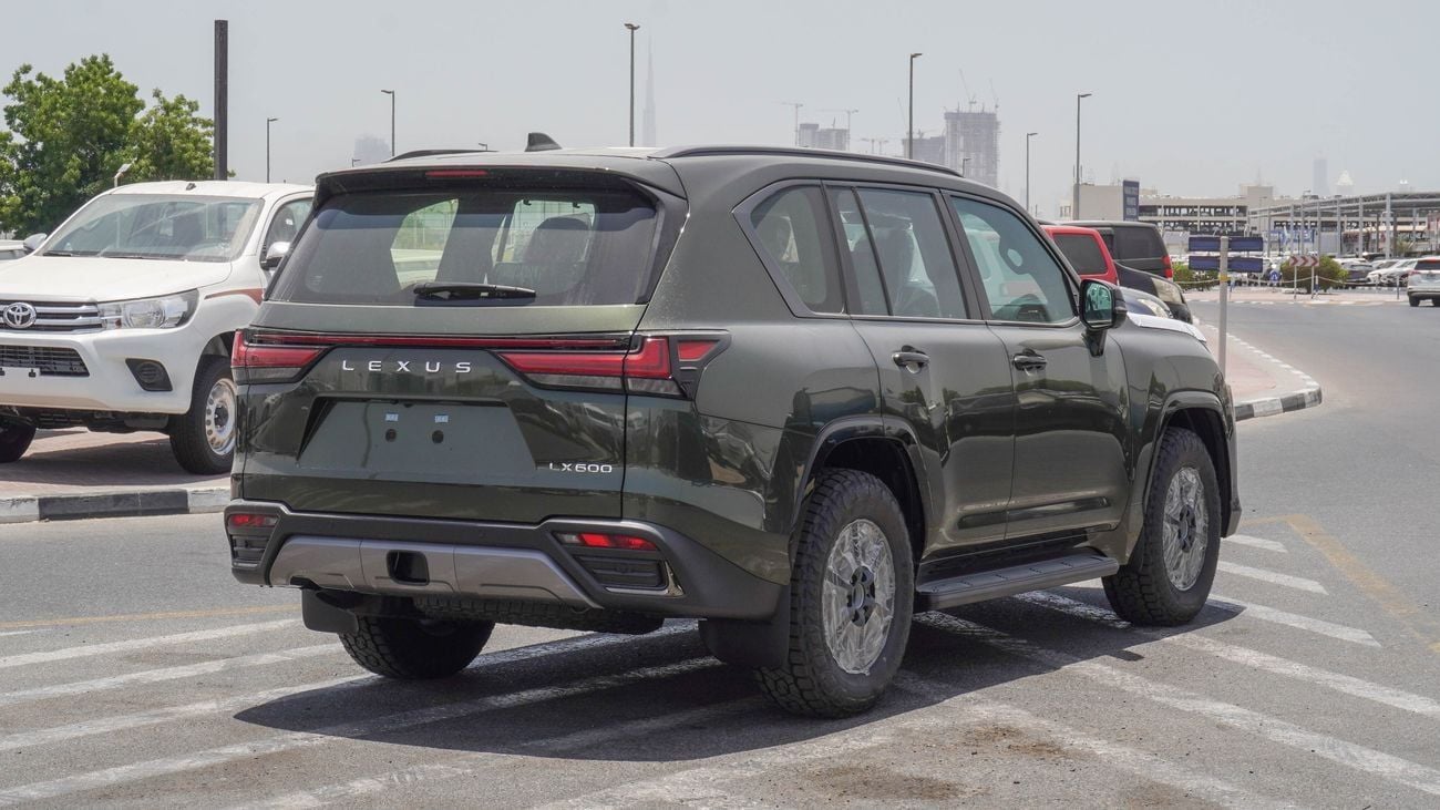 Lexus LX 600 3.5 L V6