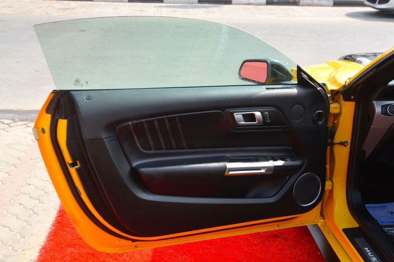 Ford Mustang STD BUMBLEBEE YELLOW BEAST