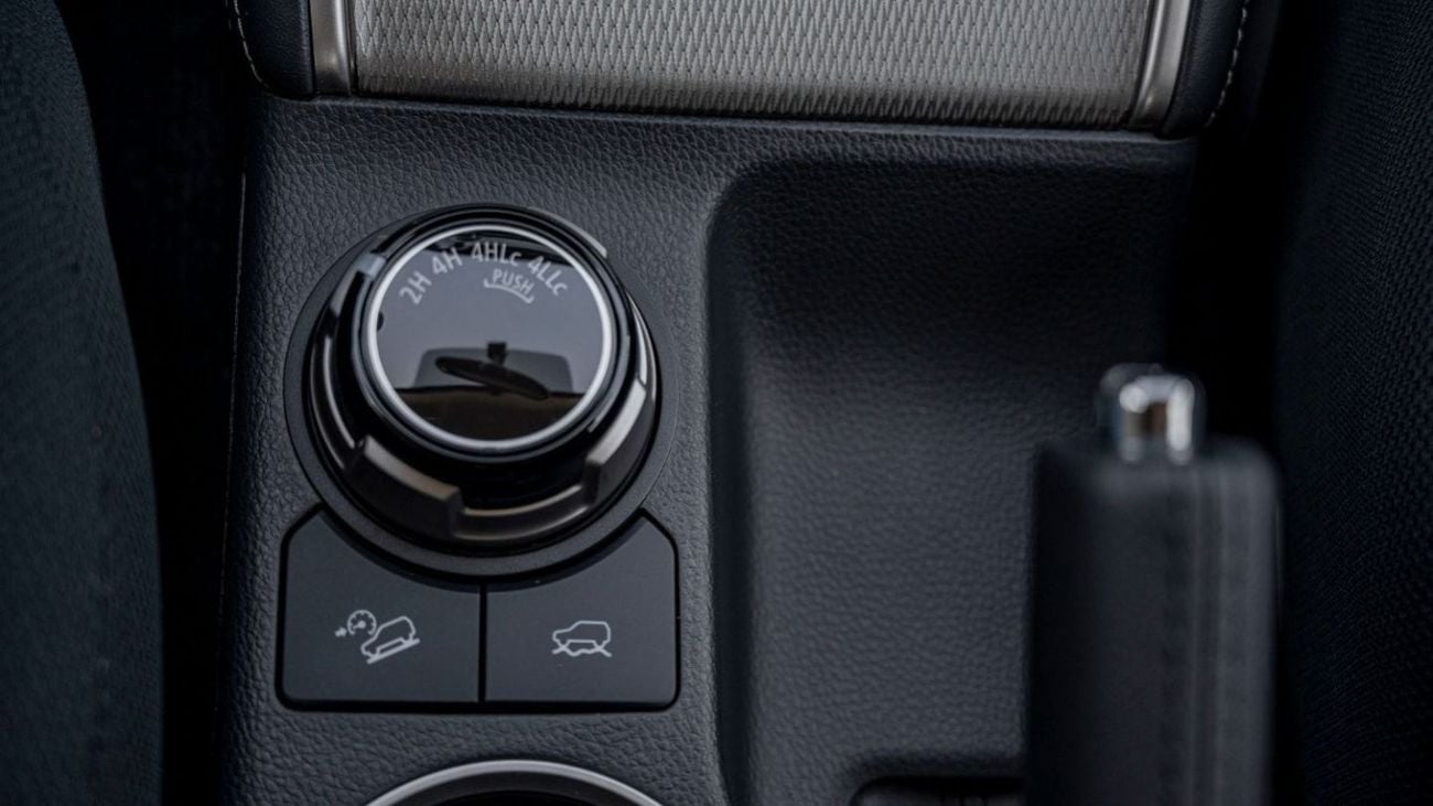 Mitsubishi L200 Mitsubishi L200 Sportero 2.4L Diesel 4x4 2025