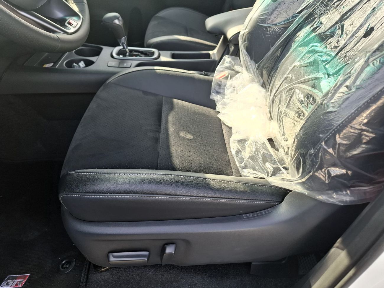 Toyota Hilux Toyota Hilux GR Sport 2.8L 2026 AT DC White Diesel