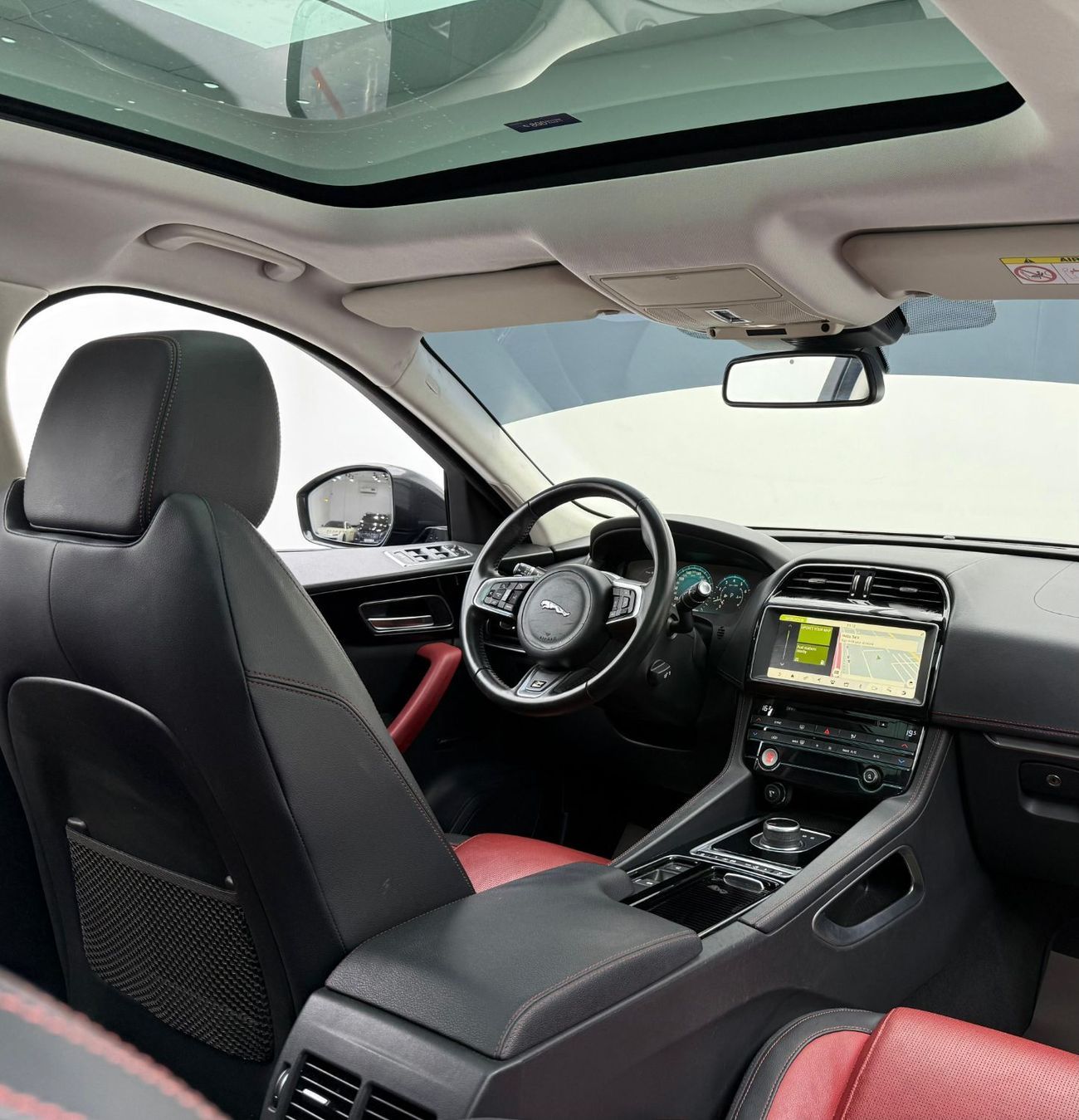 Jaguar F Pace R-Sport 2.0L 2018 Jaguar F-Pace R-Sport, Full Service History, GCC