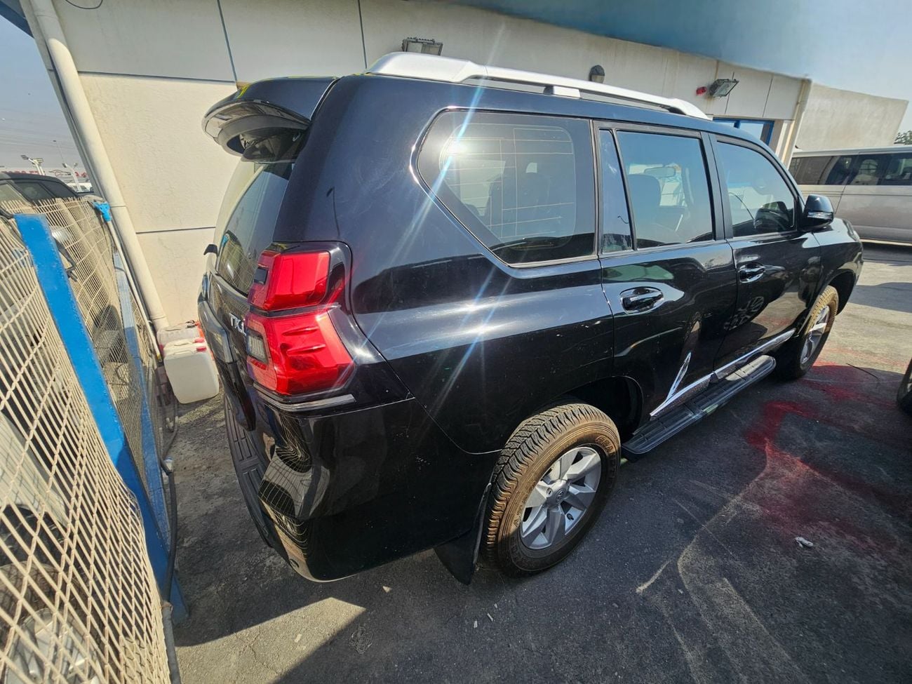 Toyota Prado TXL LHD 2.8L 1GD-FTV Diesel Engine Original Black Color cylinder Automatic Gear 4WD 7 Seats 5 Doors