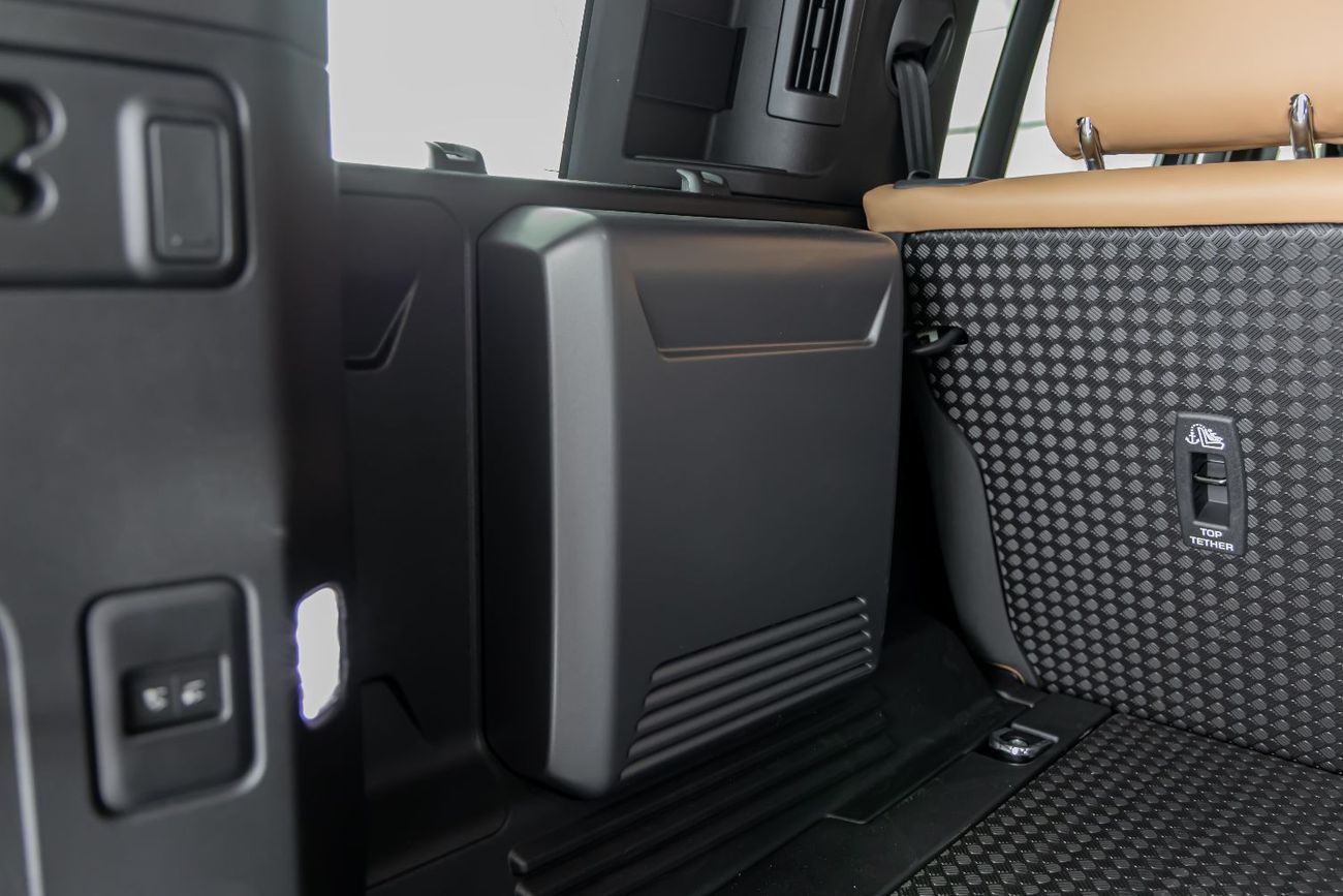 Land Rover Defender DEFENDER 110 X-DYNAMIC HSE | FULL OPTION P400 | 5 YEARS AL-TAYER WARRANTY | 2026 (Export)