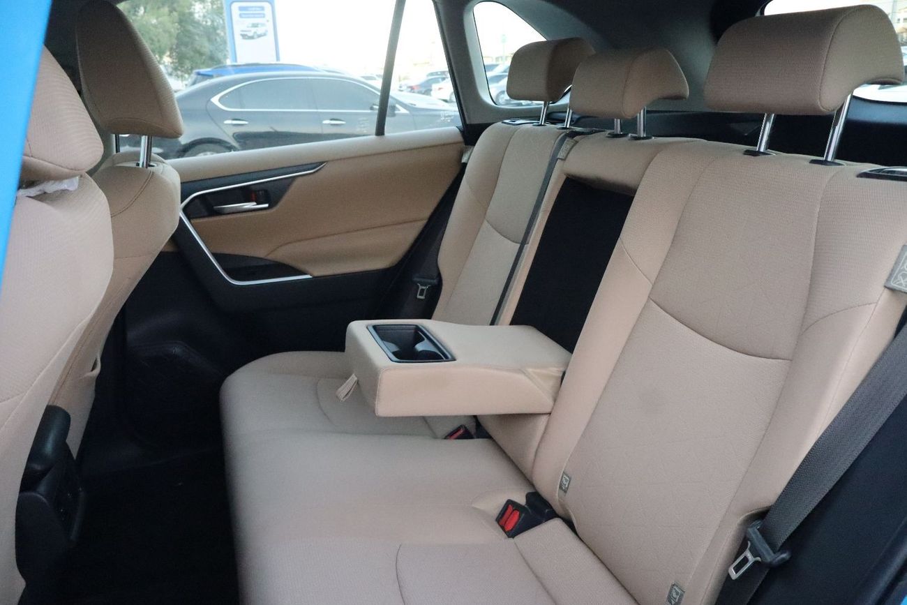 تويوتا راف ٤ GXR GCC