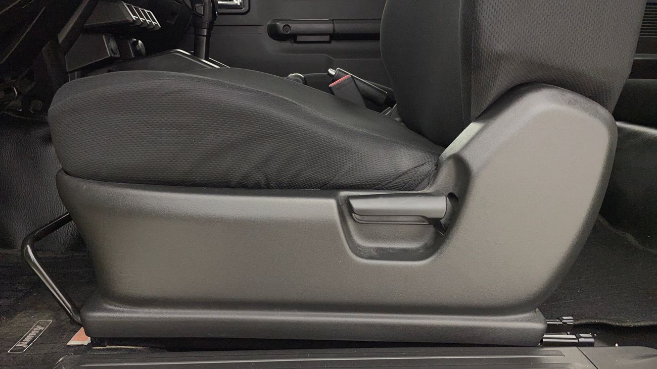 سوزوكي جيمني GLX 1.5 | بدون دفعة مقدمة | اختبار القيادة في المنزل