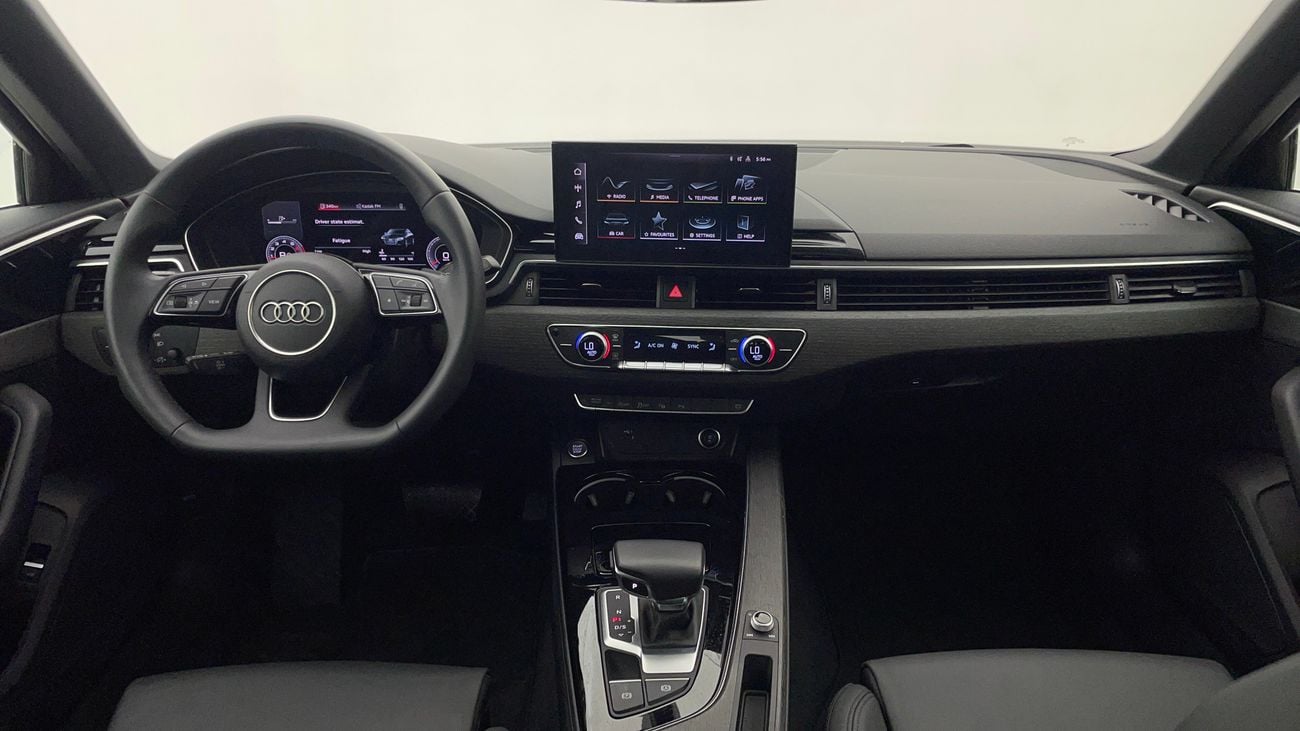 أودي A4 35 TFSI S LINE 2 | بدون دفعة مقدمة | اختبار القيادة في المنزل