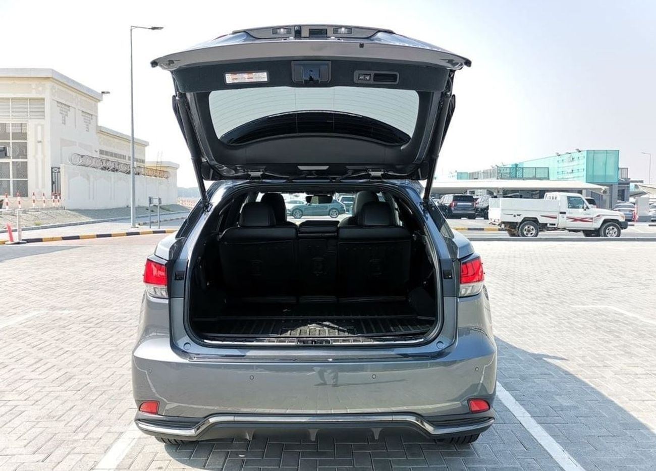 Lexus RX450h F Sport Lexus RX450h Hybrid ( F-Sport ) - 2022 - Grey