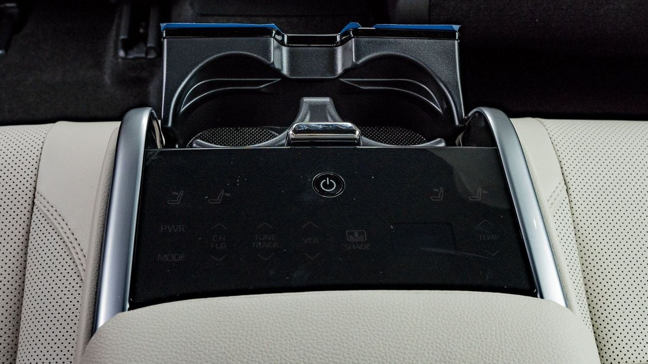 تويوتا كامري 2025 Toyota Camry Limited 2.5L AT Hybrid