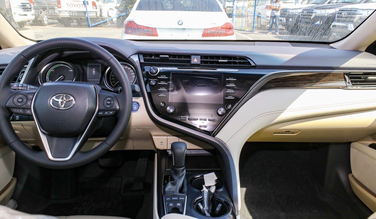 Toyota Camry Hybrid 2.5 L