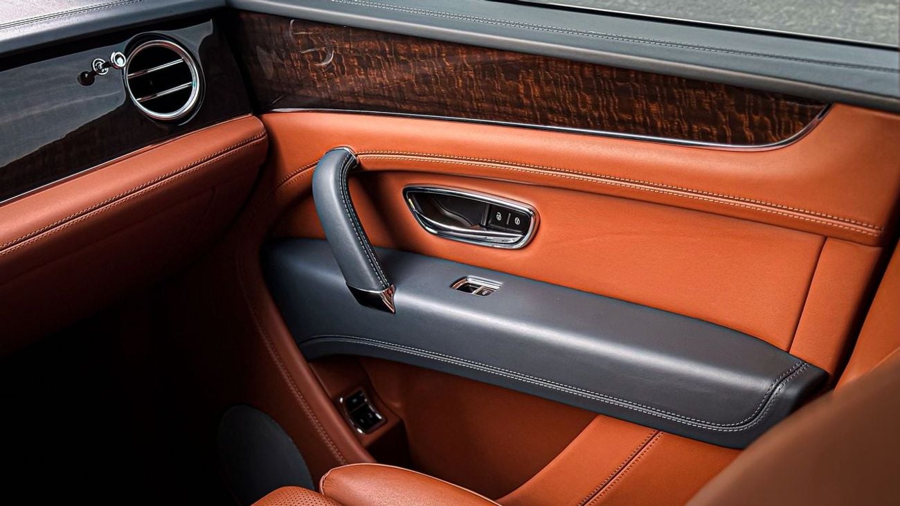 بنتلي بينتايجا Bentayga 4.0T