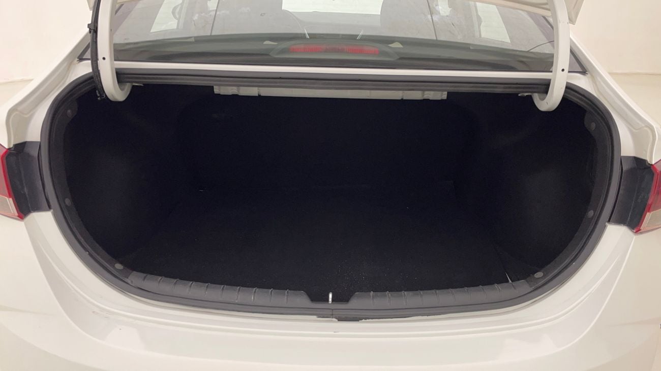 هيونداي أكسنت SMART 1.6 | بدون دفعة مقدمة | اختبار القيادة في المنزل