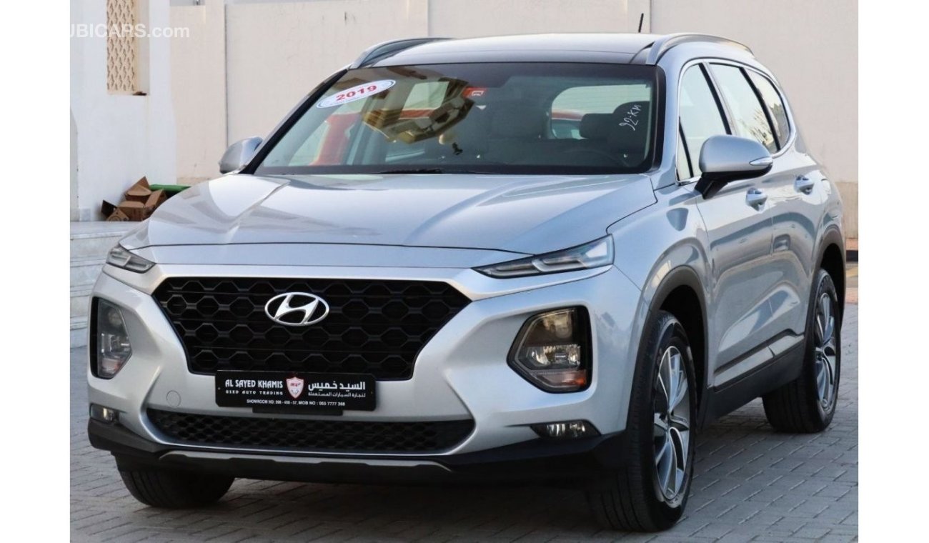 Hyundai Santa Fe GL Panorama Hyundai SantaFe 2019 GCC in condition of the agency Panorama without paint without accid