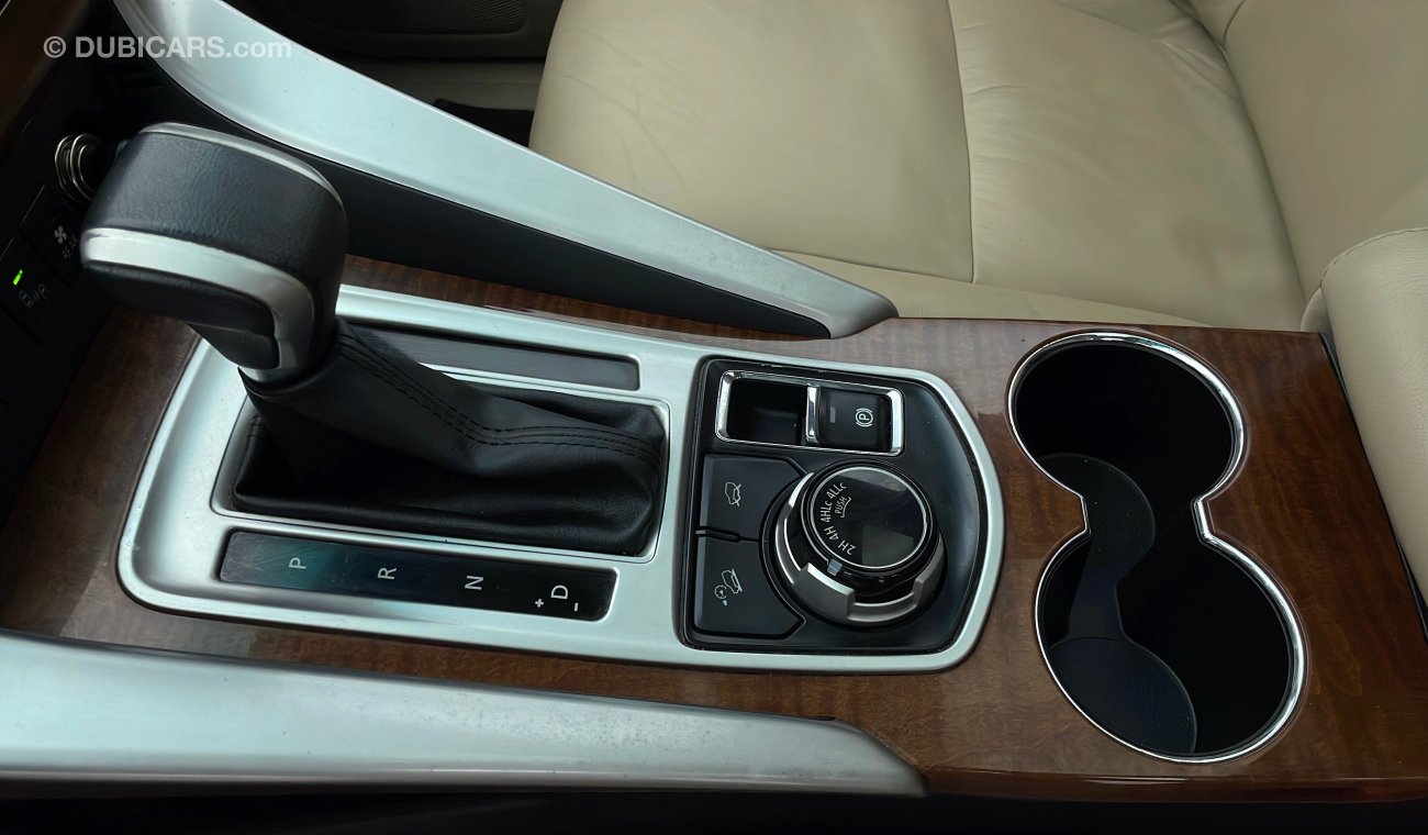 Mitsubishi Montero 3