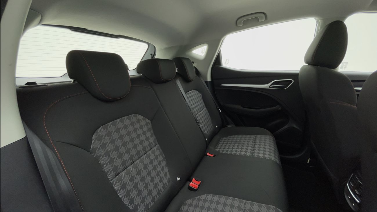 أم جي ZS STD 1.5 | بدون دفعة مقدمة | اختبار قيادة مجاني للمنزل