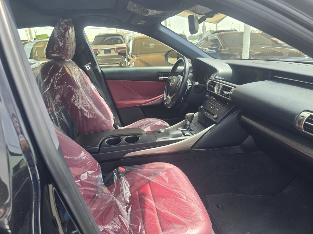 لكزس IS200t F Sport 2.0L