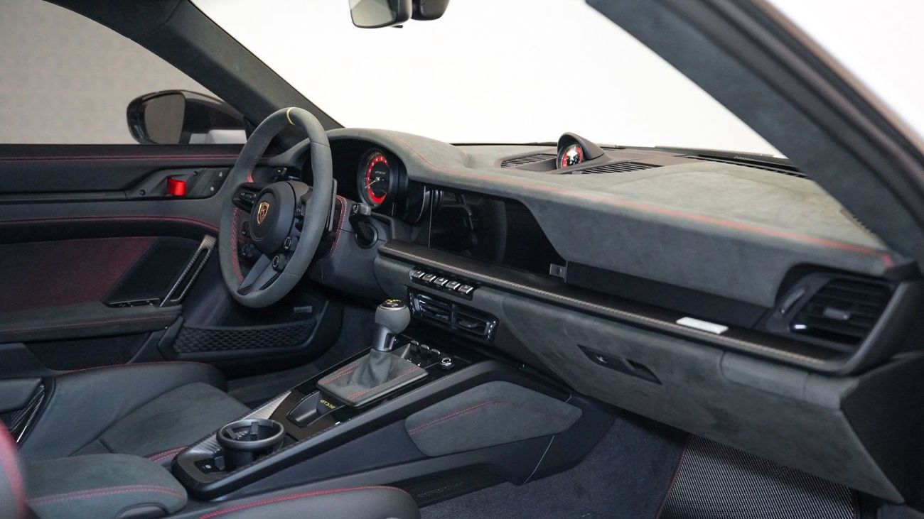 Porsche 911 RS Weissach - Warranty until June 2025 - Approved Prepared Vehicle