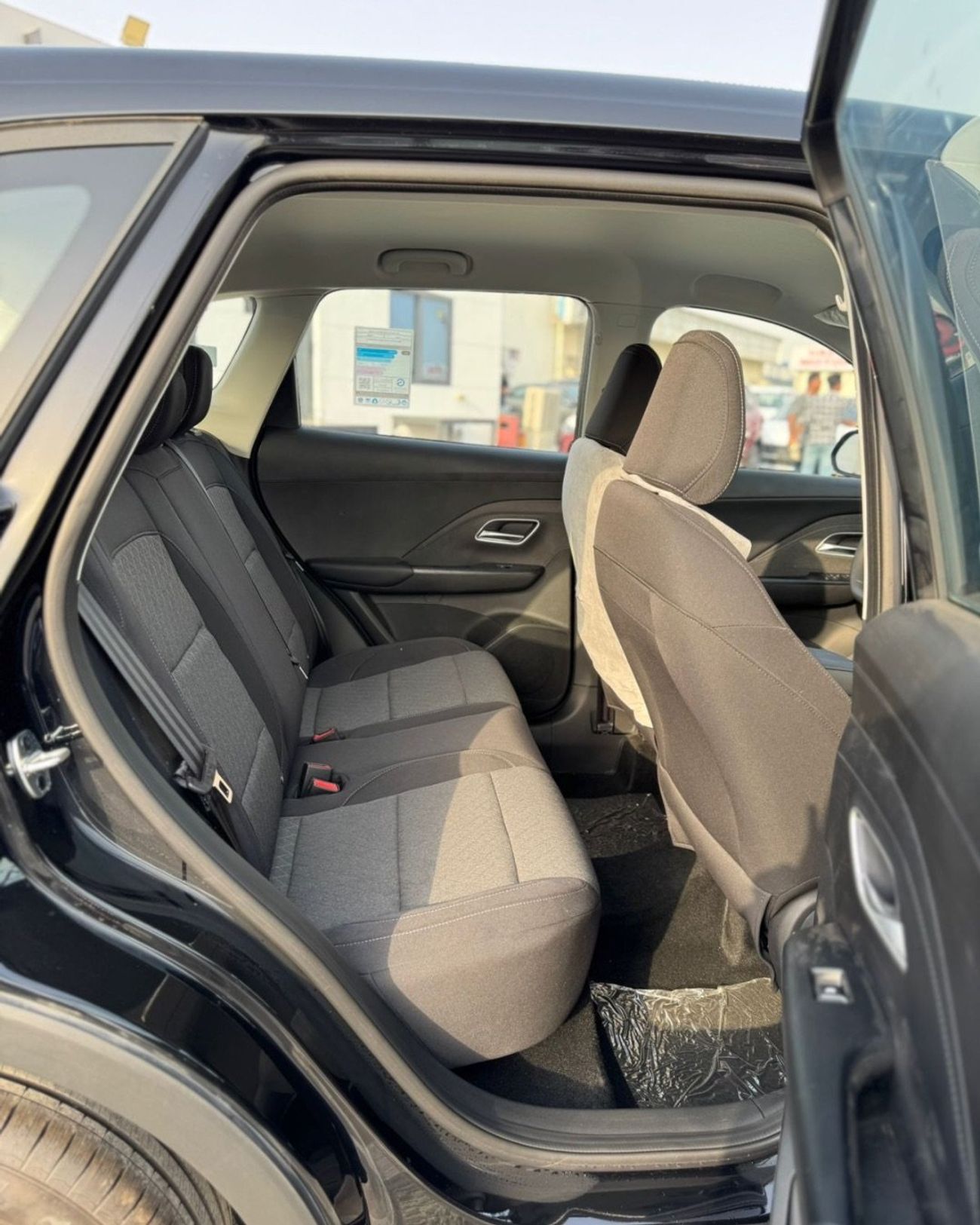 أم جي ZS NEW MG ZS 1.5L (STD) - 2025 MODEL BLACK COLOR