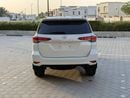 Toyota Fortuner EXR - V4 2.7L 4X4 - Original Paint - GCC Specs - Like New!