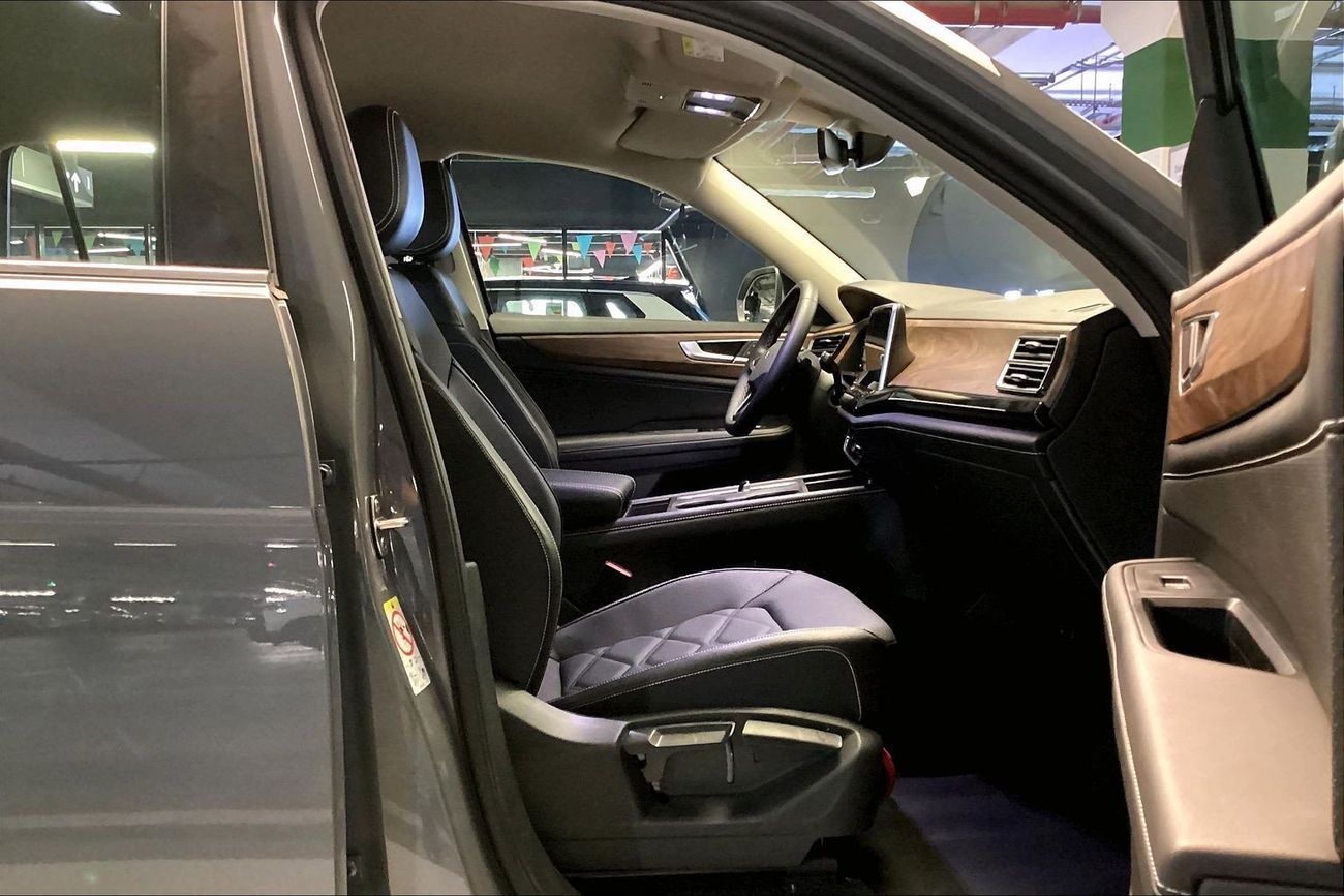 Volkswagen Teramont Trendline | Guaranteed Warranty | 0 Down Payment