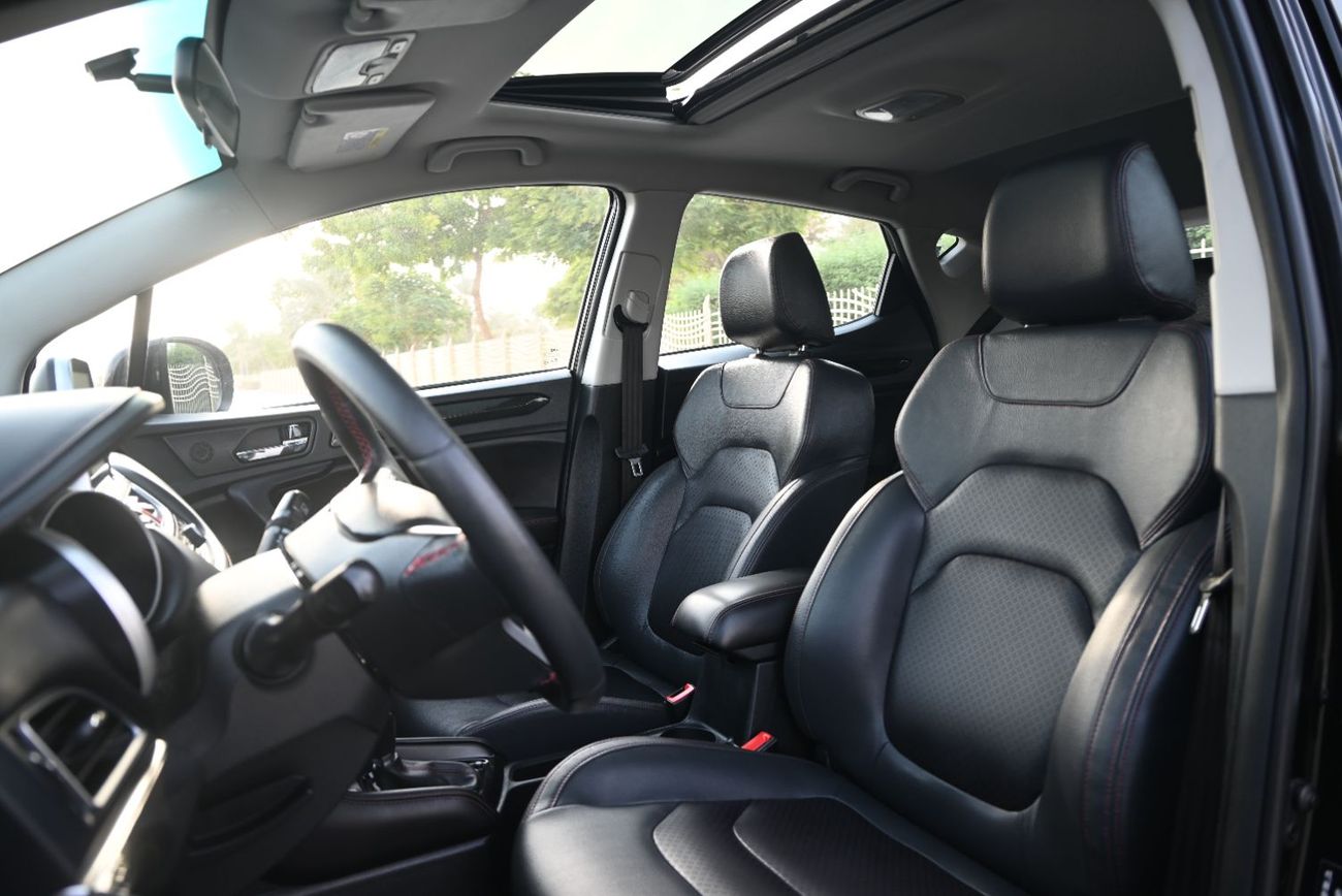 JAC S3 Plus EMI 550 AED - JAC WARRANTY 2028 - JAC S3+ - APPLE CARPLAY - ORIGINAL PAINT - GCC