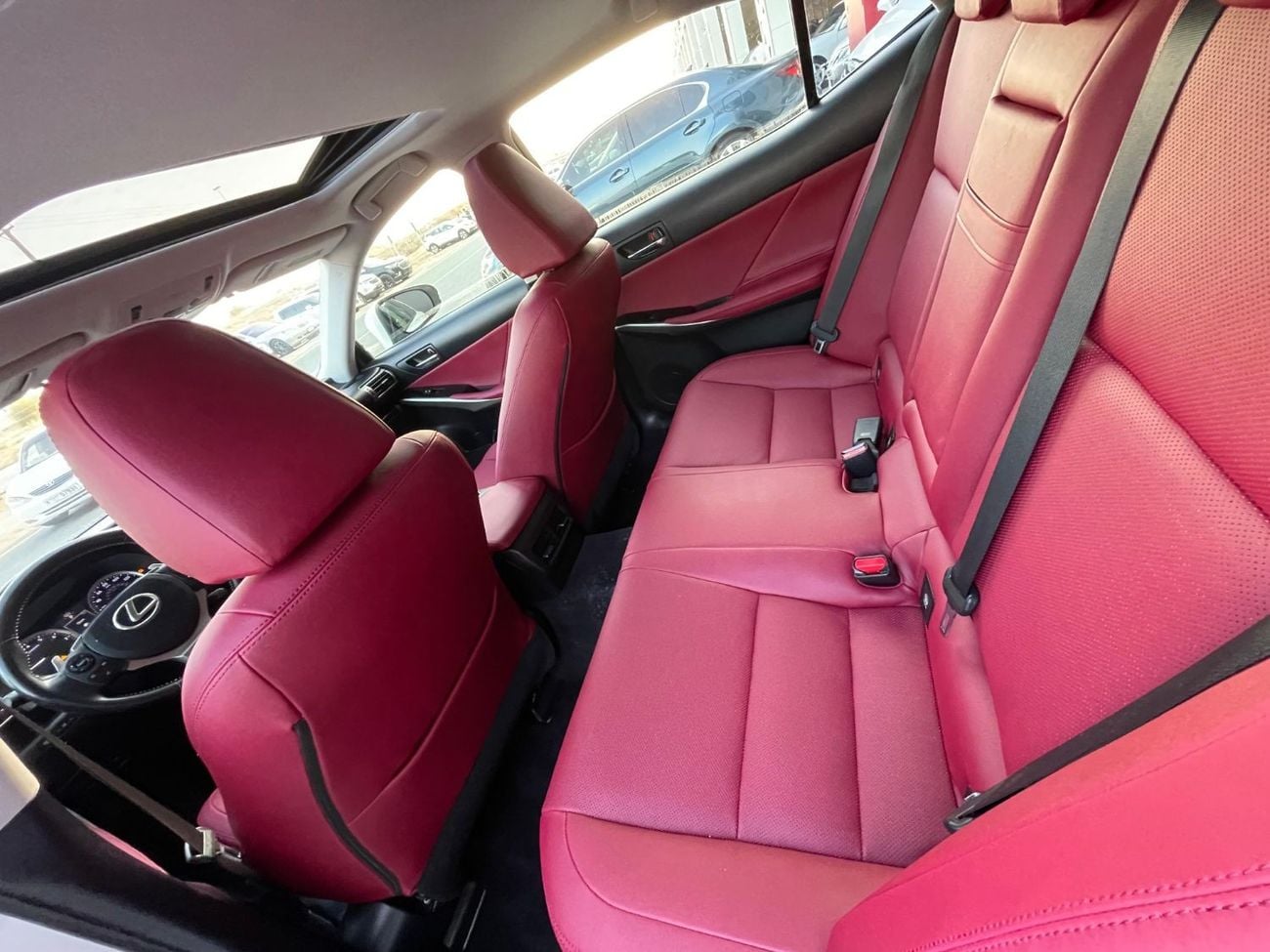 Lexus IS250 Platinum 2.5L V6 2.5L / FULL OPTION / IN PERFECT CONDITION