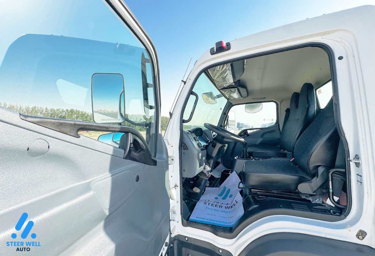 ميتسوبيشي فوسو FA Mitsubishi Fuso F1 | 3.9L 4D37 Engine | RWD Bare Chassis Truck | Excellent Condition