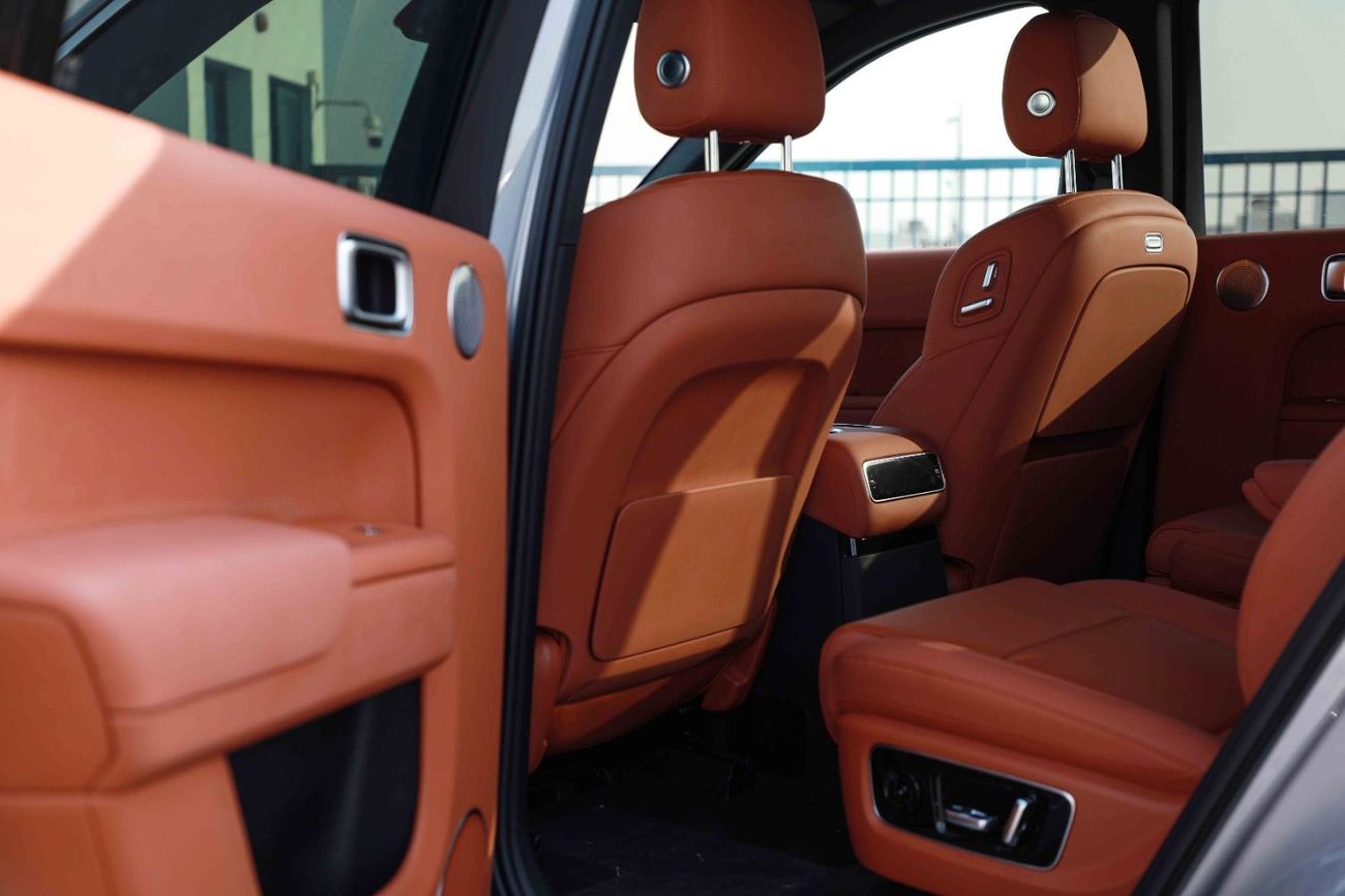 Li Auto L9 2024 Li Auto L9 ULTRA 1.5 - Silver inside Black & Orange | Export Only