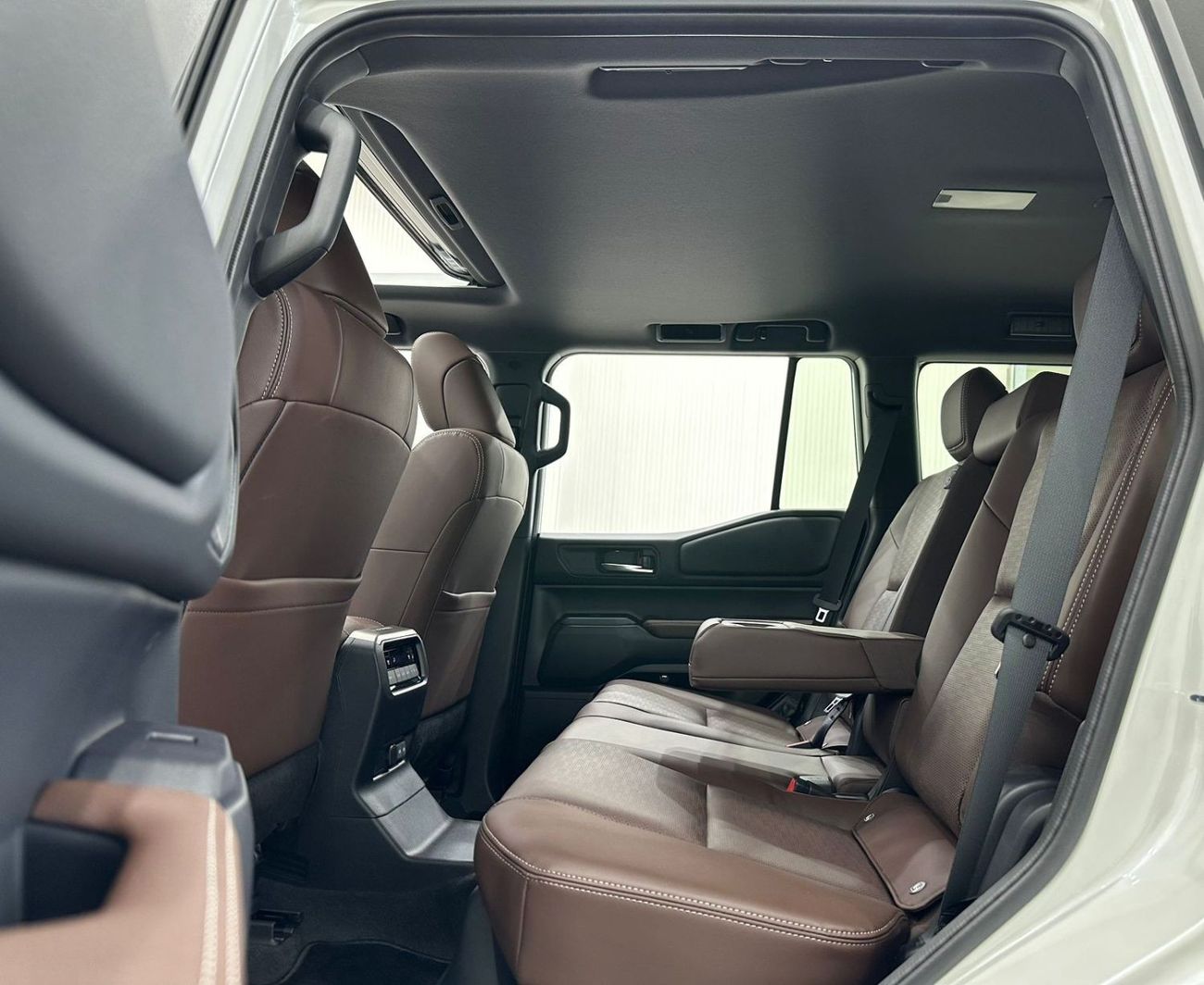 Toyota Prado 2024 Toyota Land Cruiser Prado Adventure, Al Futtaim Warranty + Service Contract GCC