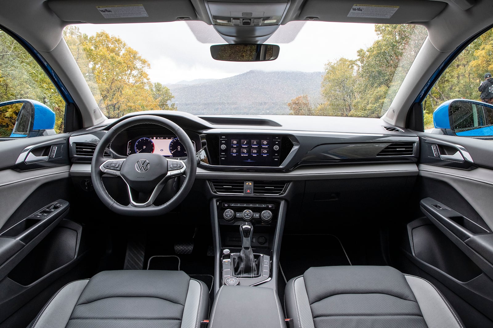 Volkswagen Taos interior - Cockpit