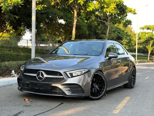 Mercedes-Benz A 200 Premium + 2.0L