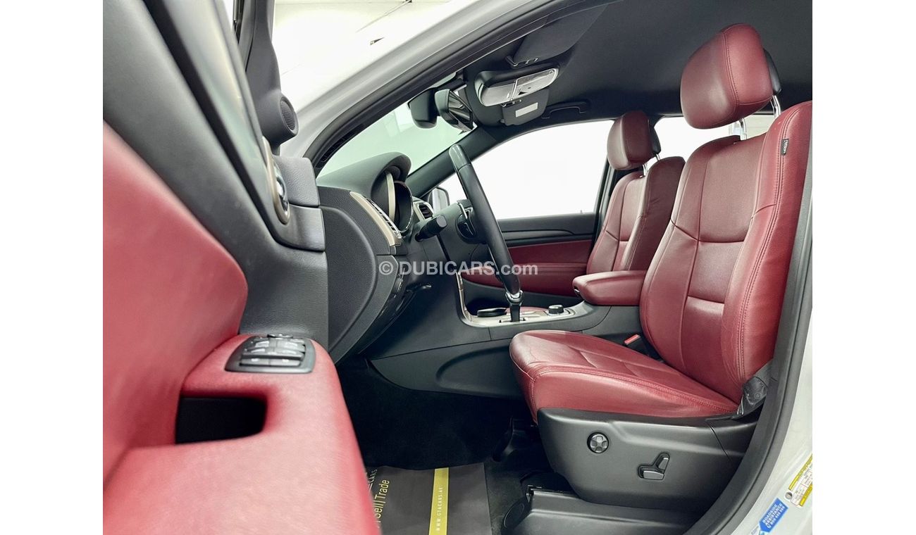 Jeep Grand Cherokee 2015 Jeep Grand Cherokee Laredo, Full Jeep Service History, Low Kms, GCC Specs