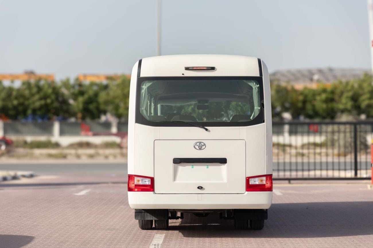 تويوتا كوستر 30 Seater 4.0L - White Inside Grey | Export Only
