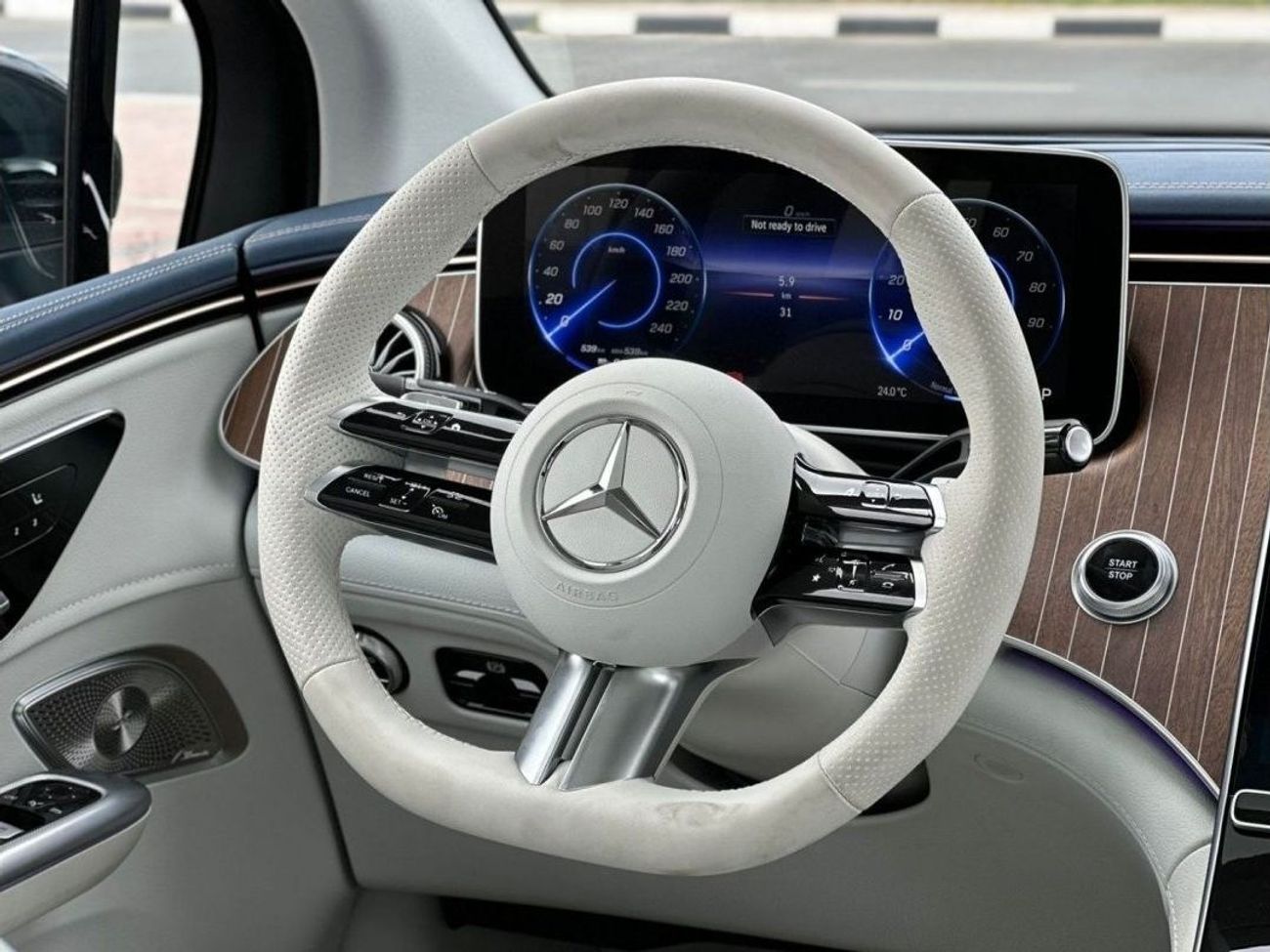 مرسيدس بنز EQE 350+ MERCEDES BENZ EQE350 2023