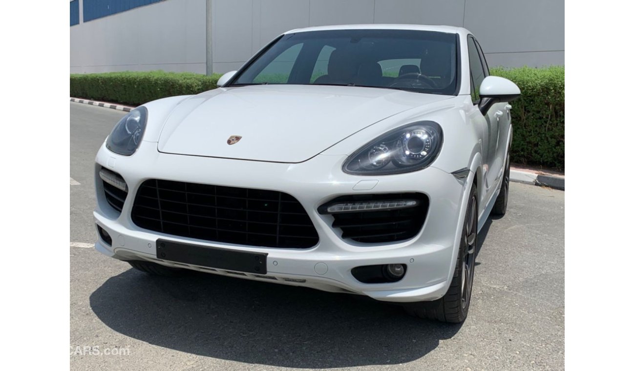 Porsche Cayenne GTS PORSCHE CAYENNE GTS 2013 V8 FULL OPTION ONLY 1800X48 MONTHLY JUST ARRIVED!! EXCELLENT CONDITION