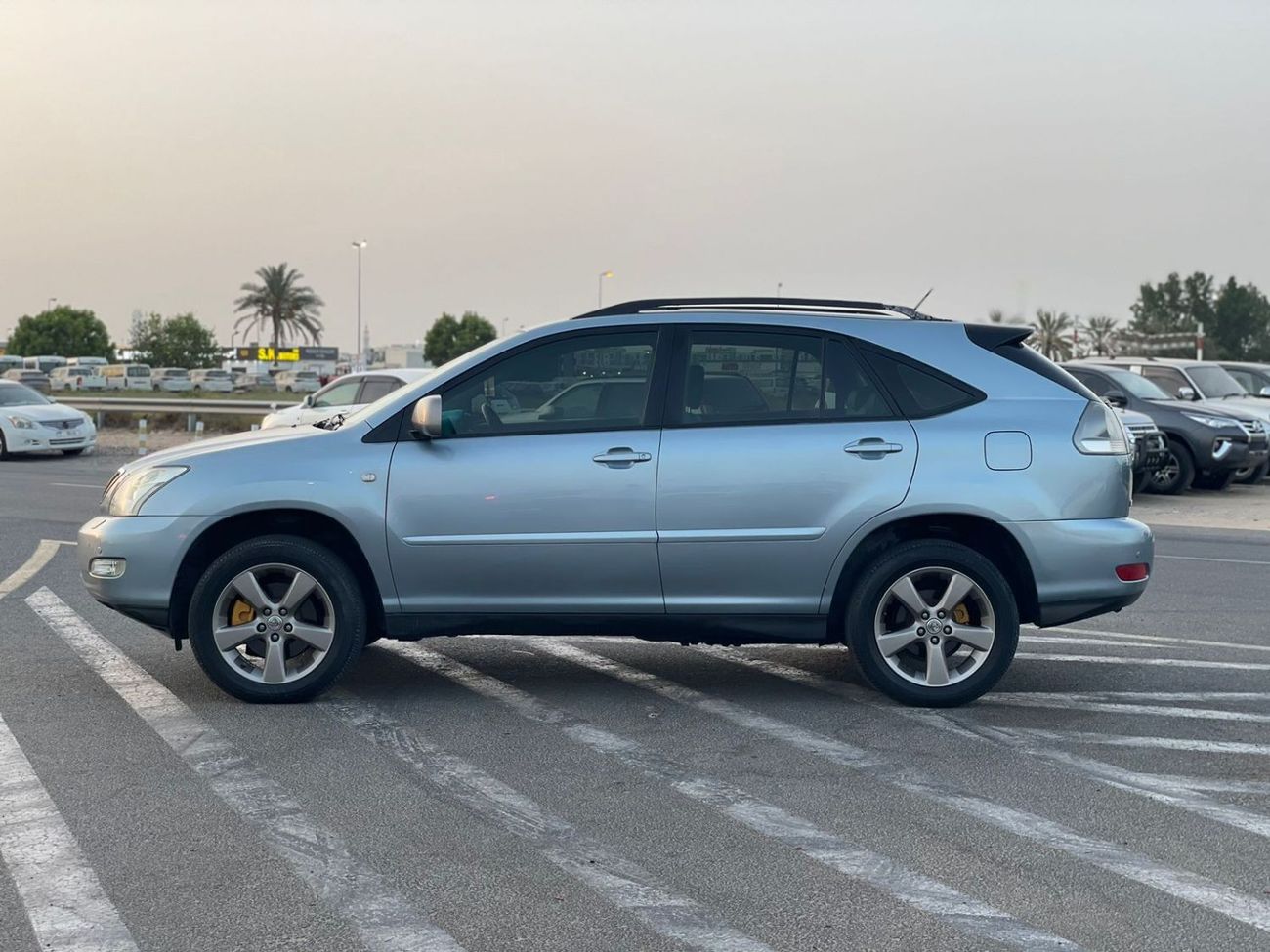 Lexus RX350 2006 Lexus RX350 Gcc Specs 3.5L V6 Full Option - 273,000 km