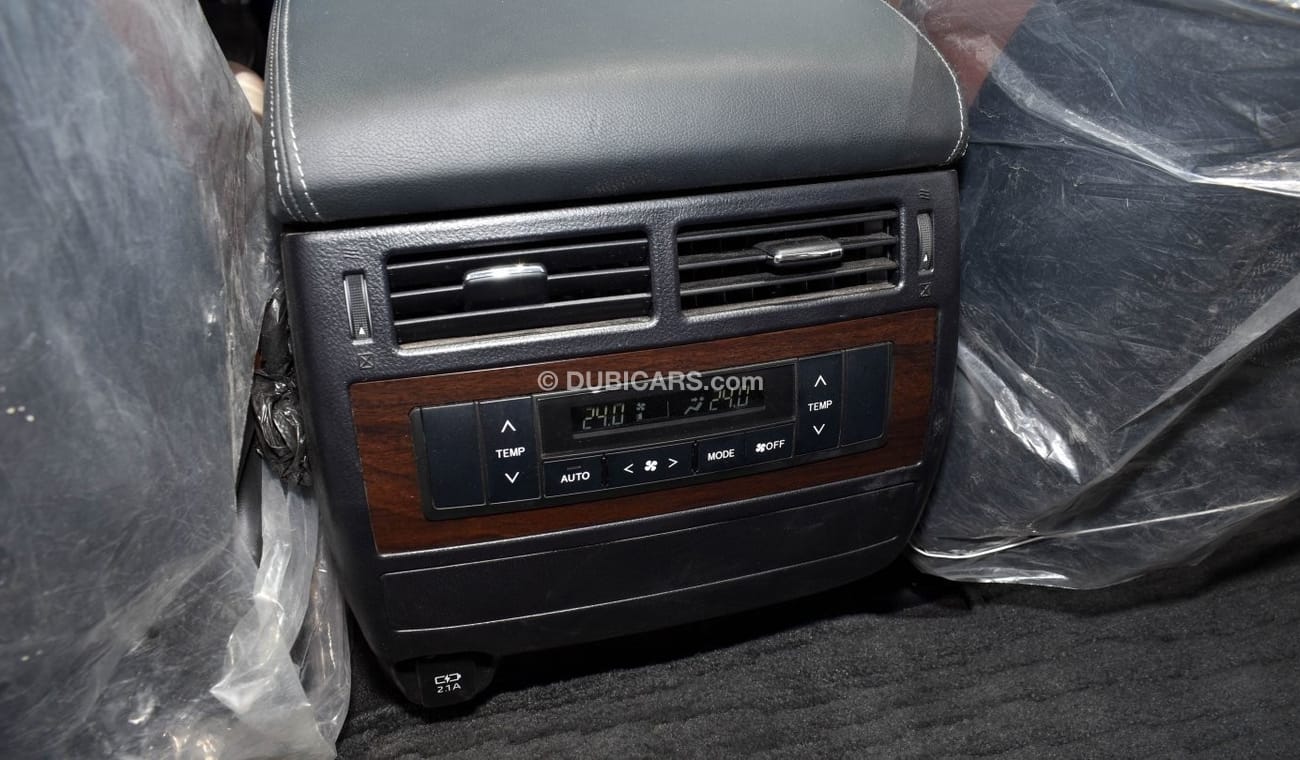 تويوتا لاند كروزر LAND CRUISER VXS Grand Touring S 5.7 V8 2021