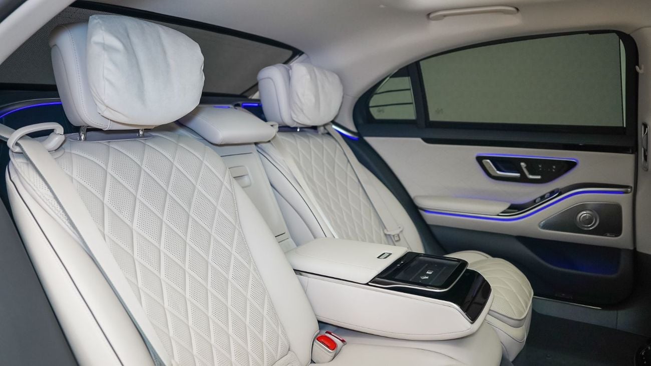 مرسيدس بنز S 500 AMG Line | Special Offer | AED 5,881 PM | Low Kilometer |